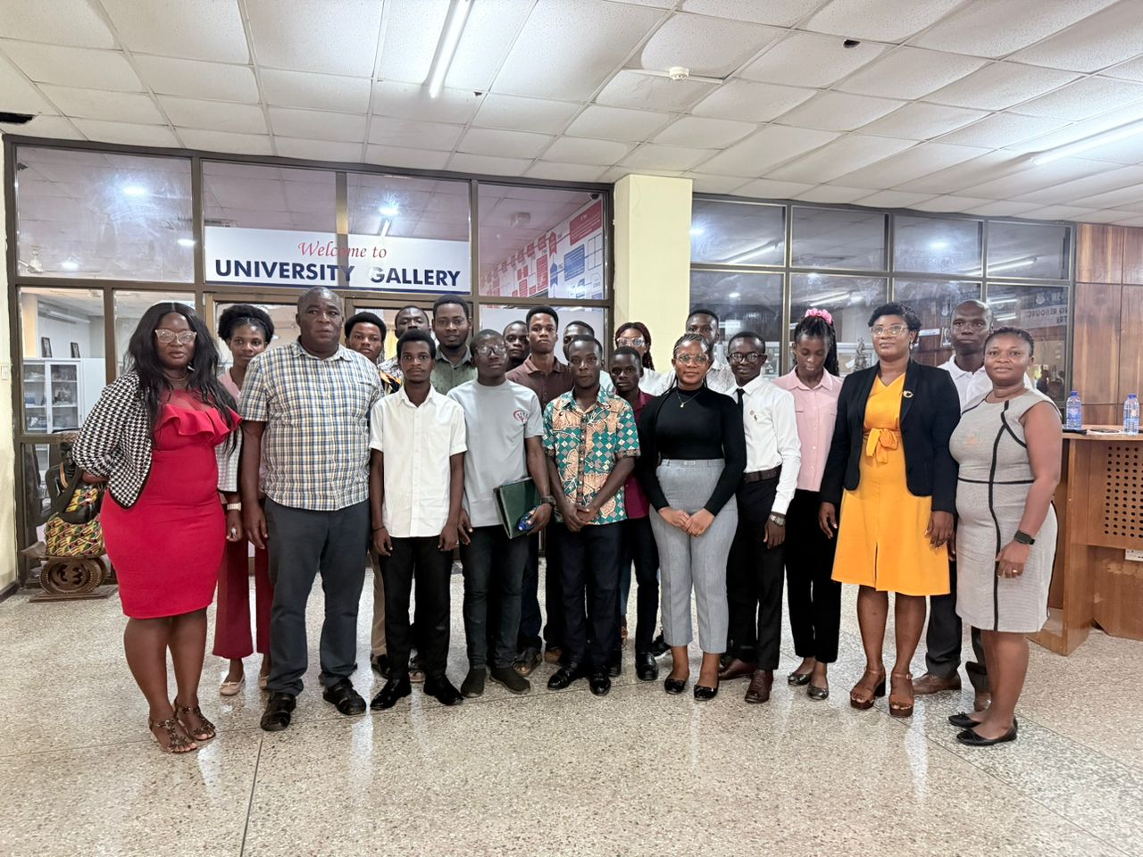 Scholarship Recipients to Volunteer at Sam Jonah Library